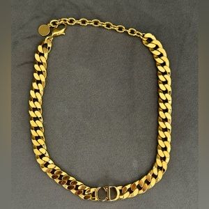 Dior 	
DANSEUSE ÉTOILE CHOKER
GOLD-FINISH METAL